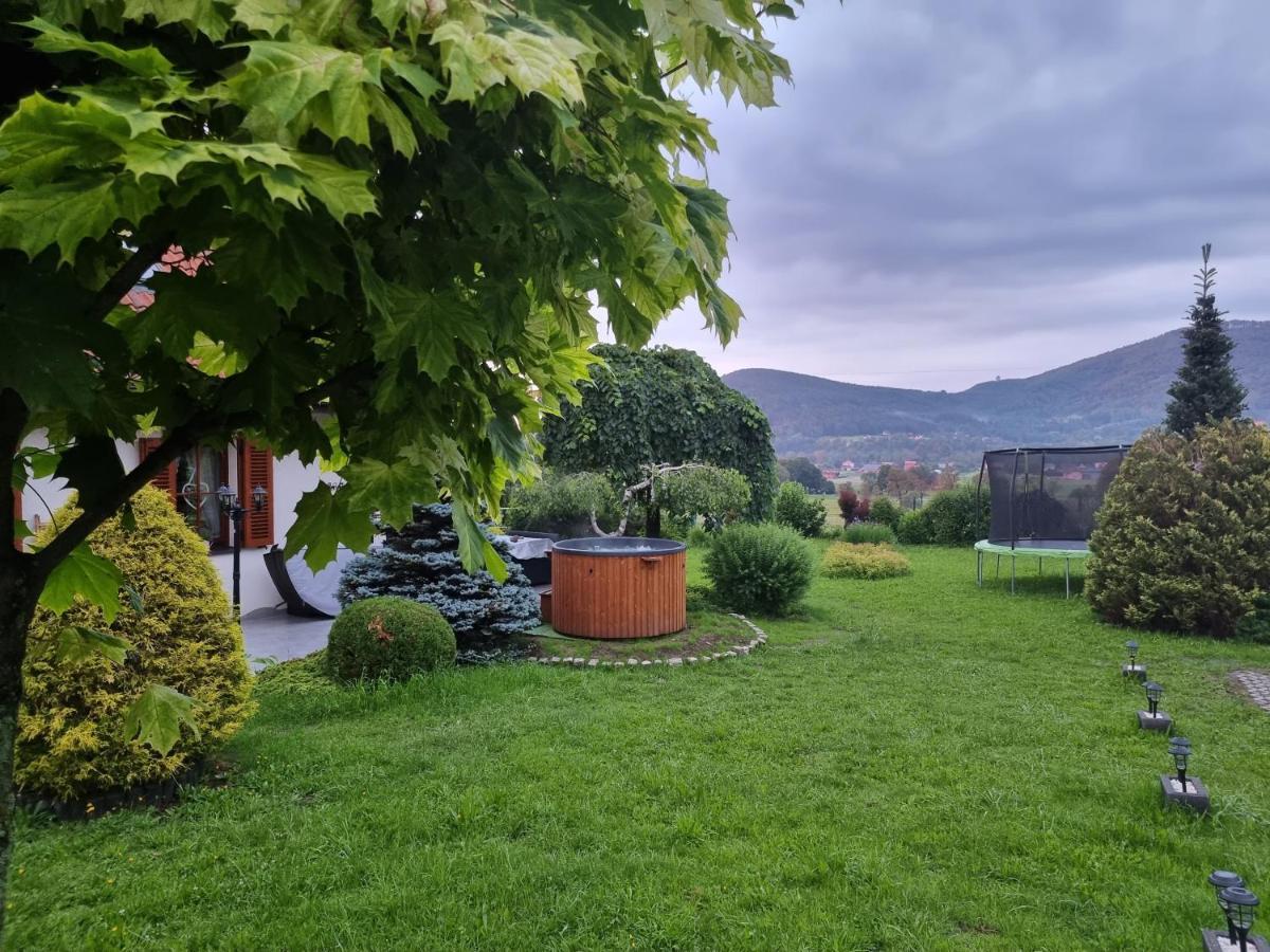 Villa Naszjestwasz à Gorki Male  Extérieur photo