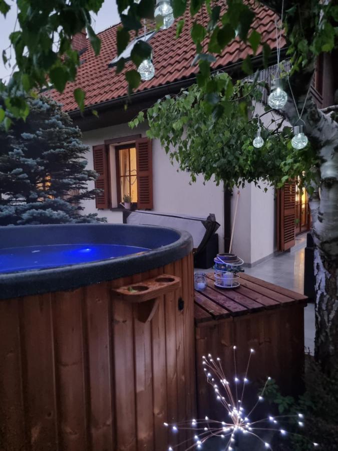 Villa Naszjestwasz à Gorki Male  Extérieur photo